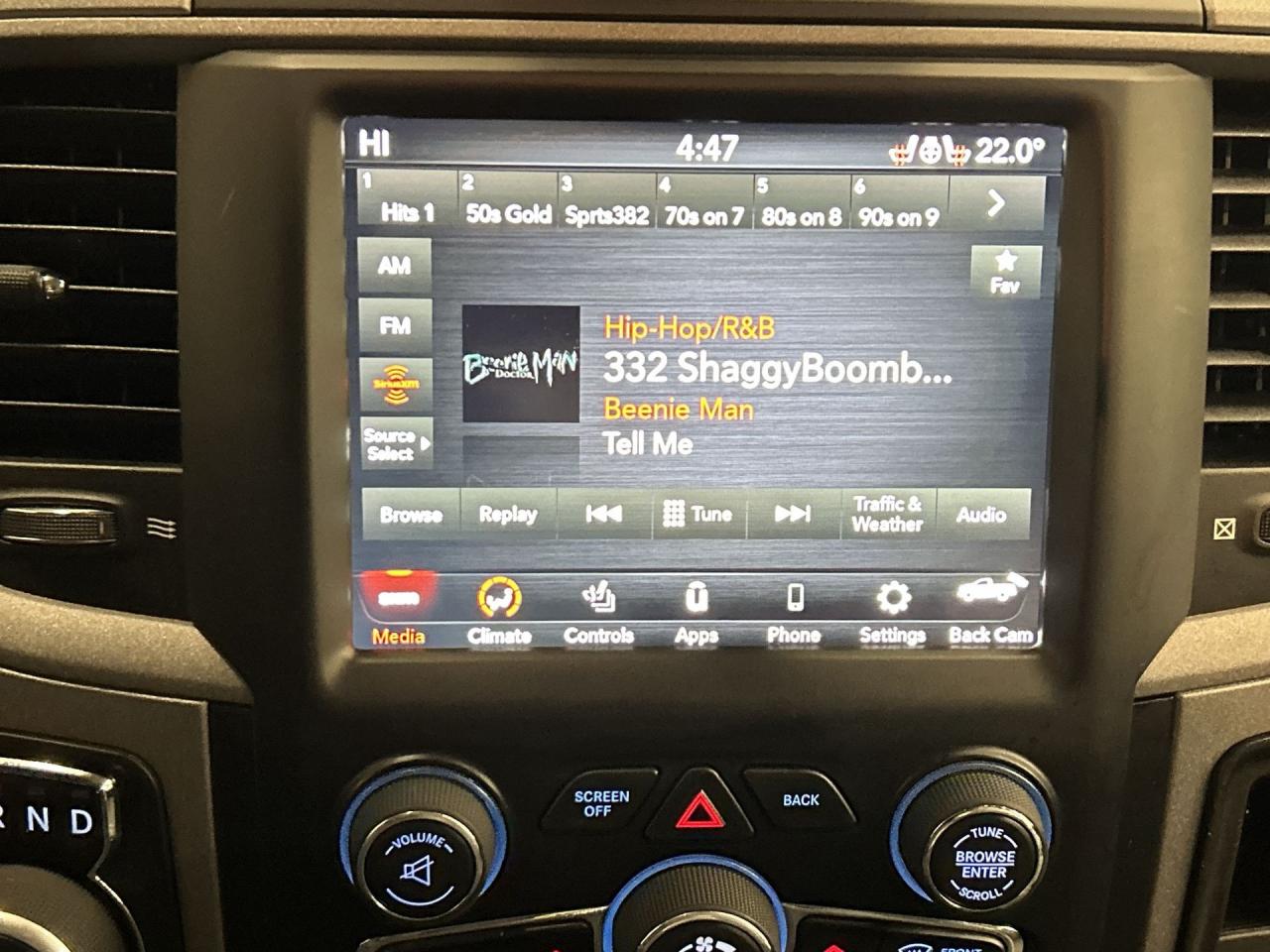 2020 RAM 1500 Classic EXPRESS 4X4 | NIGHT EDITION | CREW | 5.7L V8 Photo3