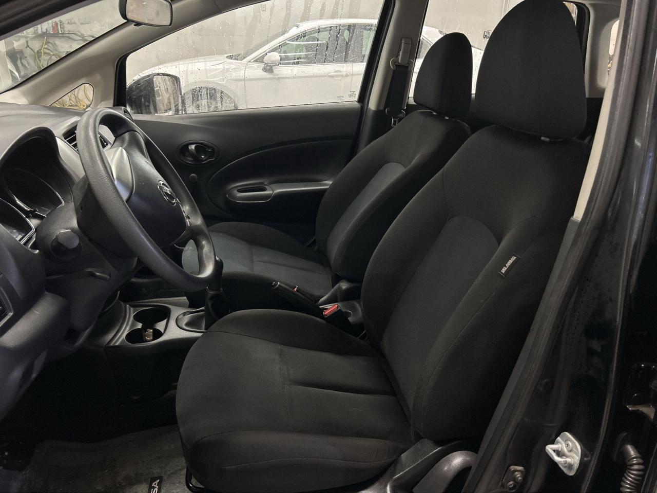 2015 Nissan Versa Note 5-SPEED | ONLY 91,000KMS!! | BLUETOOTH | A/C | CD Photo