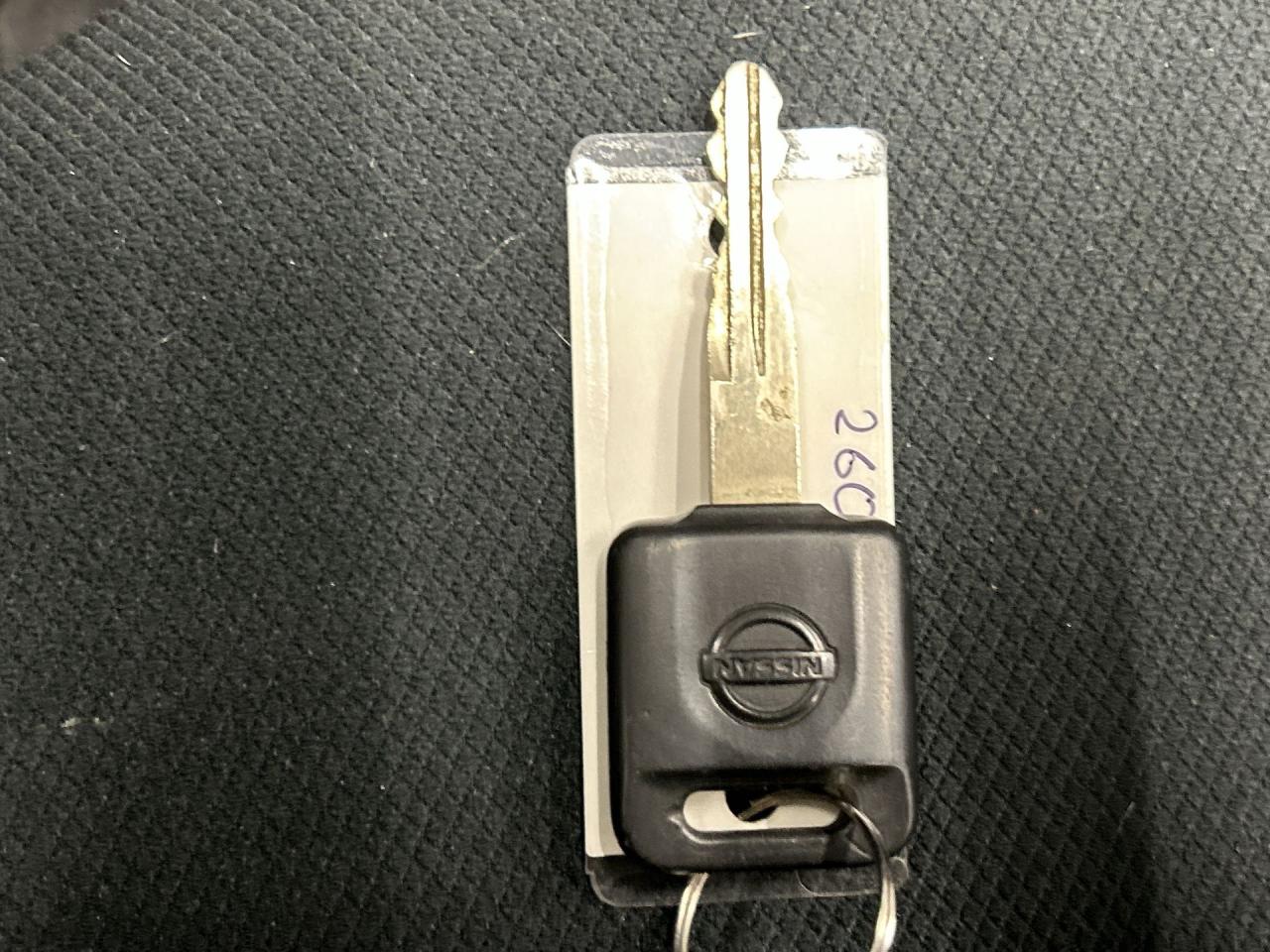 2015 Nissan Versa Note 5-SPEED | ONLY 91,000KMS!! | BLUETOOTH | A/C | CD Photo