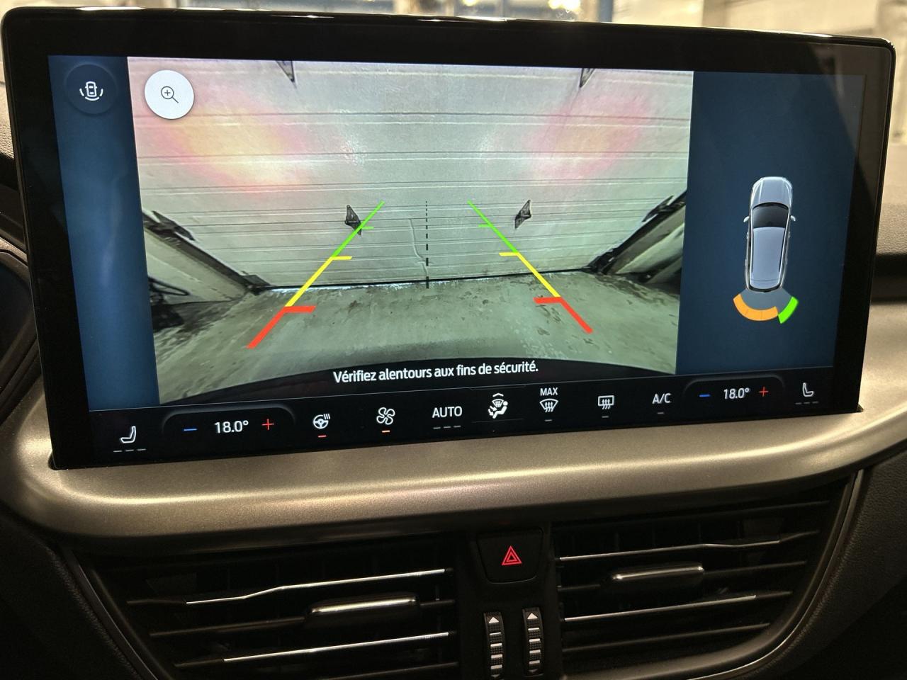 2023 Ford Escape PLUG-IN HYBRID | 210HP | HTD SEATS | PANO ROOF Photo2