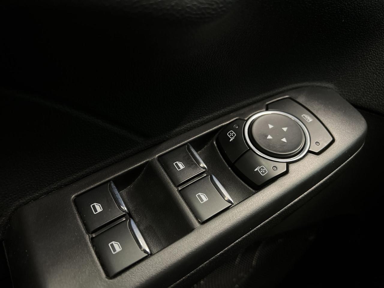 2023 Ford Escape PLUG-IN HYBRID | 210HP | HTD SEATS | PANO ROOF Photo