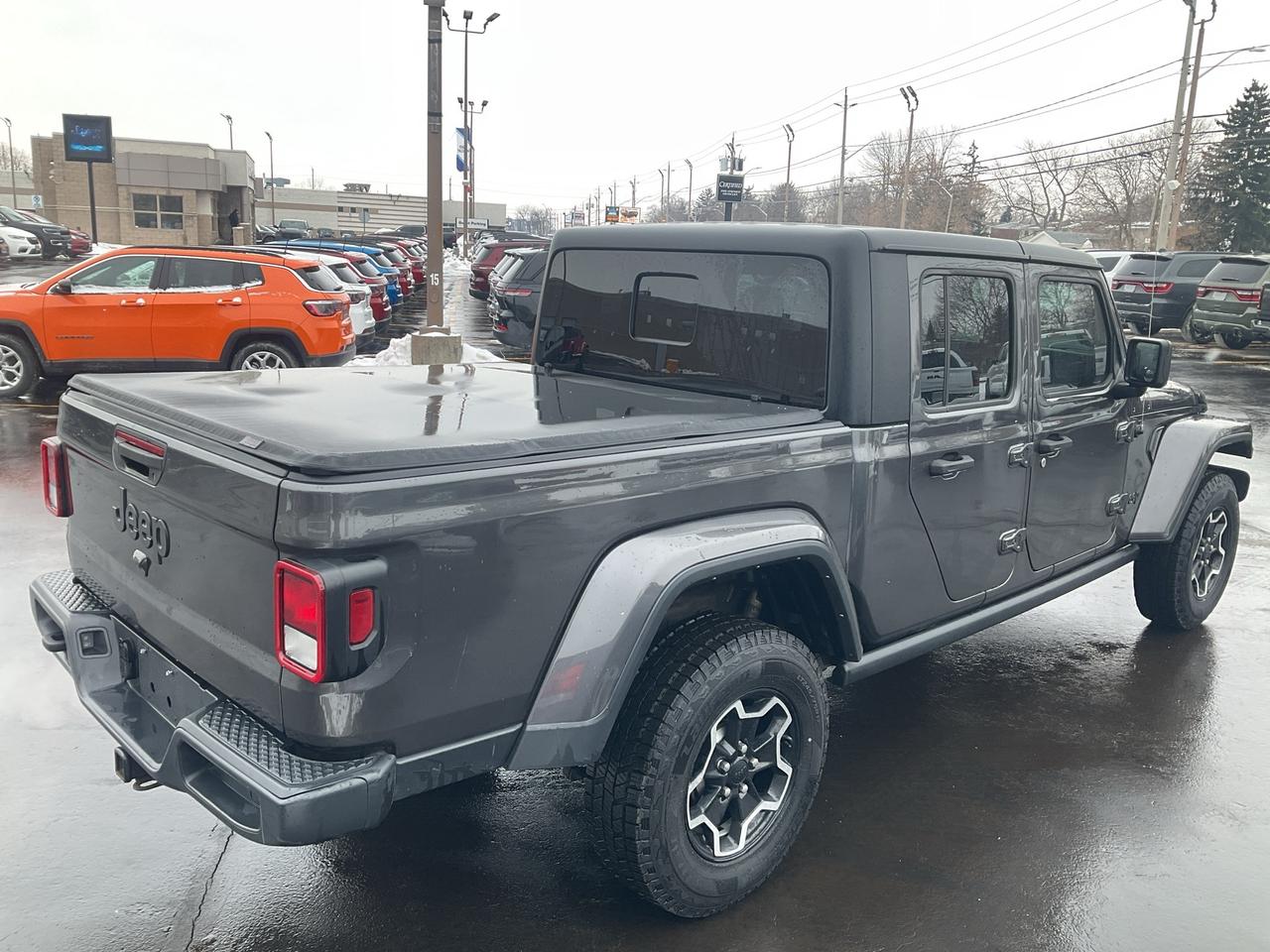 2021 Jeep Gladiator TECHNOLOGY PKG / TRAILER TOW / COLD WEATHER PKG Photo