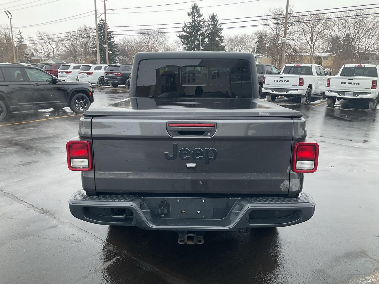 2021 Jeep Gladiator TECHNOLOGY PKG / TRAILER TOW / COLD WEATHER PKG Photo