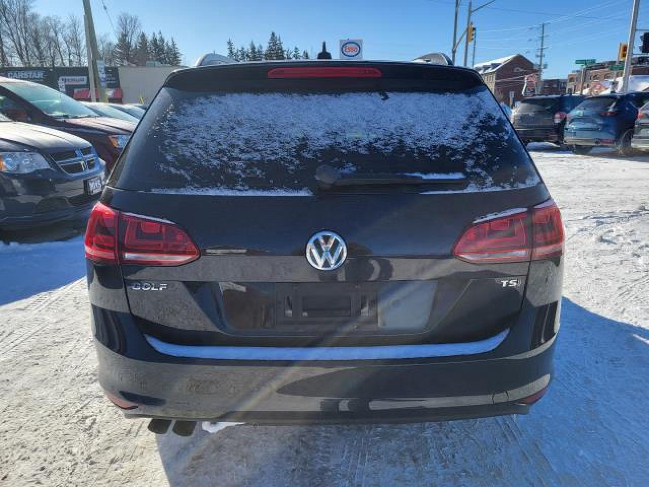 2016 Volkswagen Golf COMFORTLINE Photo3