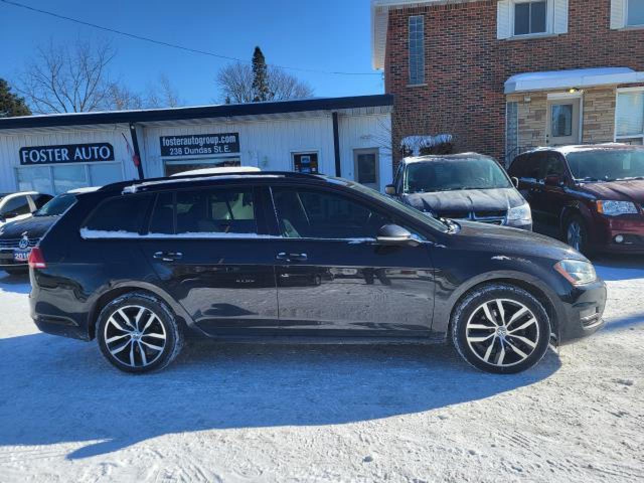 2016 Volkswagen Golf COMFORTLINE Photo1