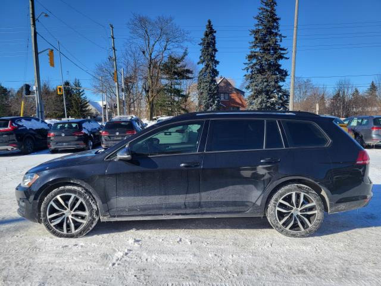 2016 Volkswagen Golf COMFORTLINE Photo