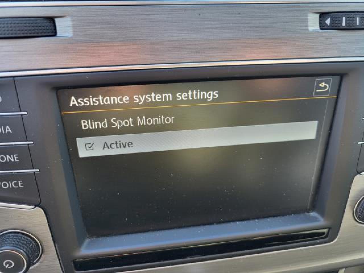 2016 Volkswagen Golf COMFORTLINE Photo