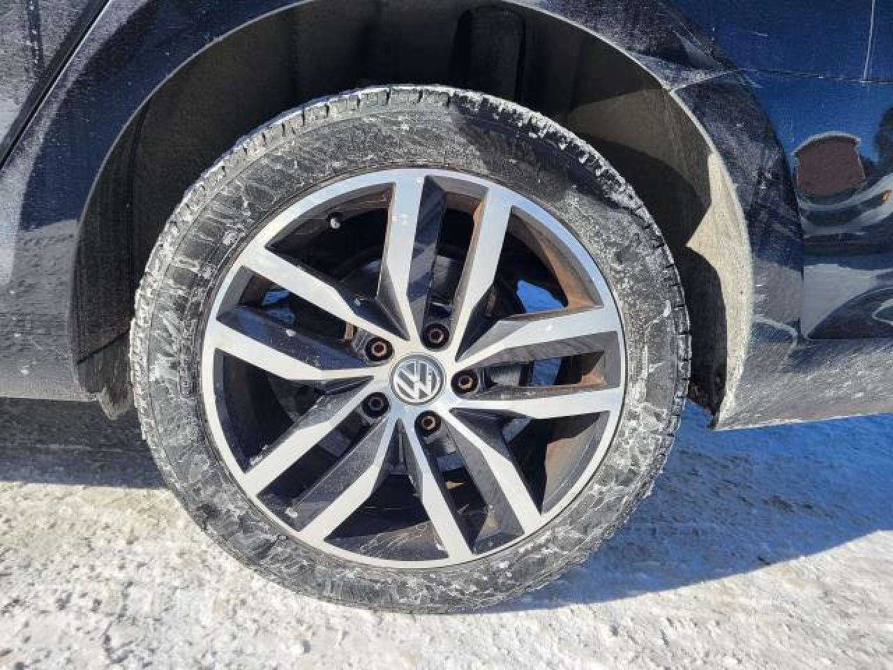 2016 Volkswagen Golf COMFORTLINE Photo