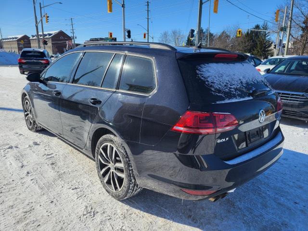 2016 Volkswagen Golf COMFORTLINE Photo