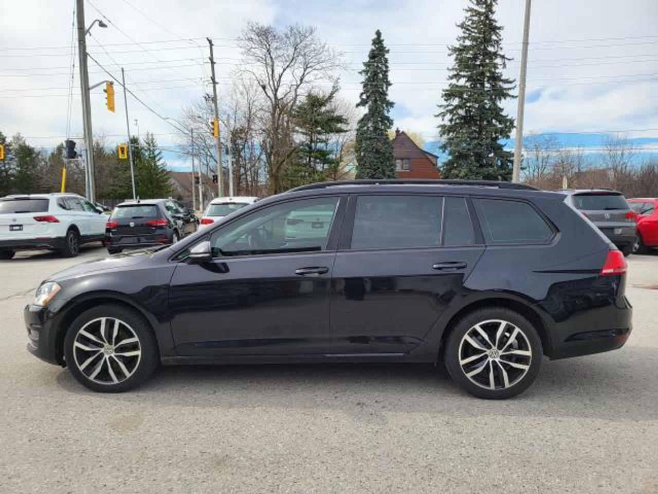 2016 Volkswagen Golf COMFORTLINE Photo