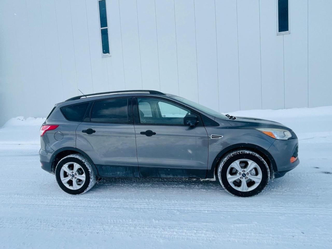 2014 Ford Escape S 4dr Front-wheel Drive Automatic Photo
