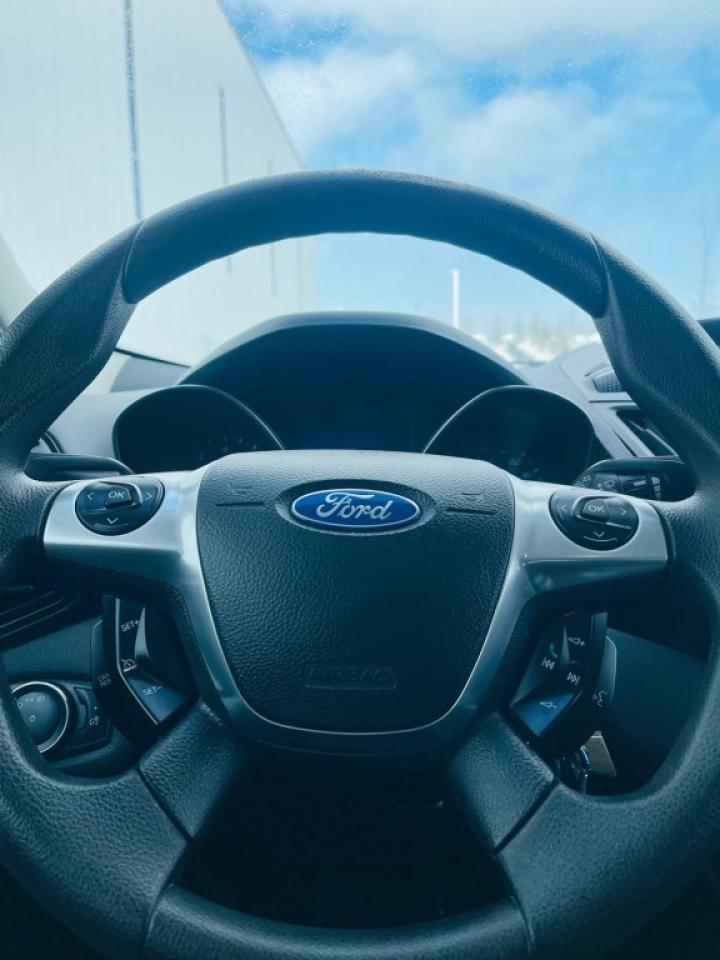 2014 Ford Escape S 4dr Front-wheel Drive Automatic Photo