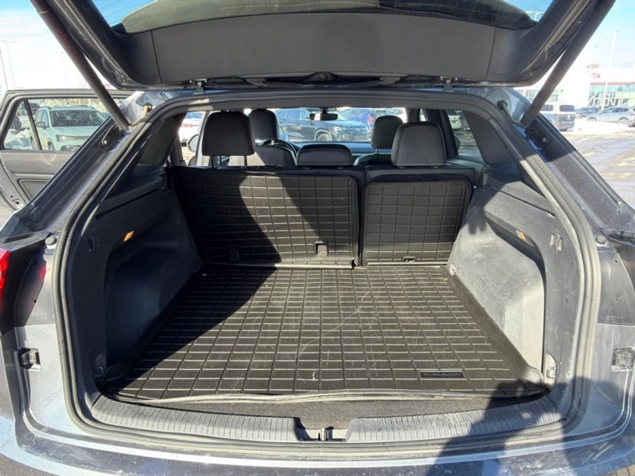 2020 Volkswagen Atlas Cross Sport Comfortline 3.6 FSI 4MOTION Photo2