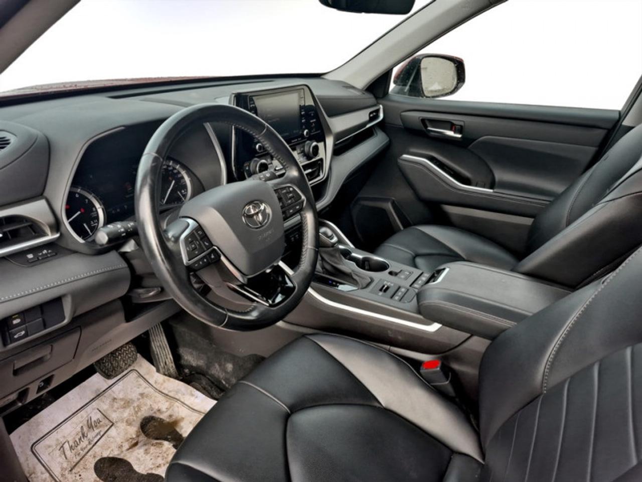 2021 Toyota Highlander XLE Photo