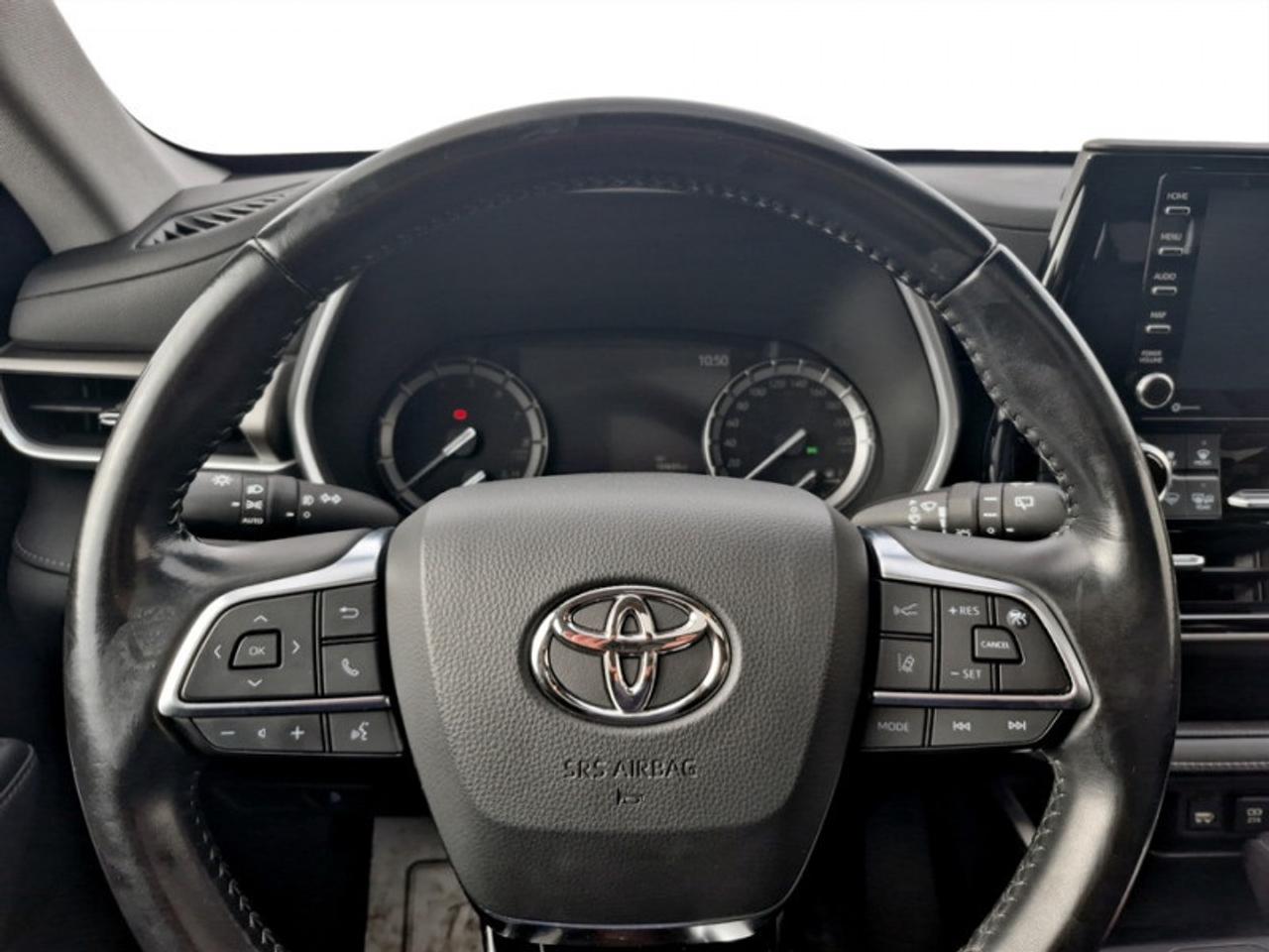 2021 Toyota Highlander XLE Photo