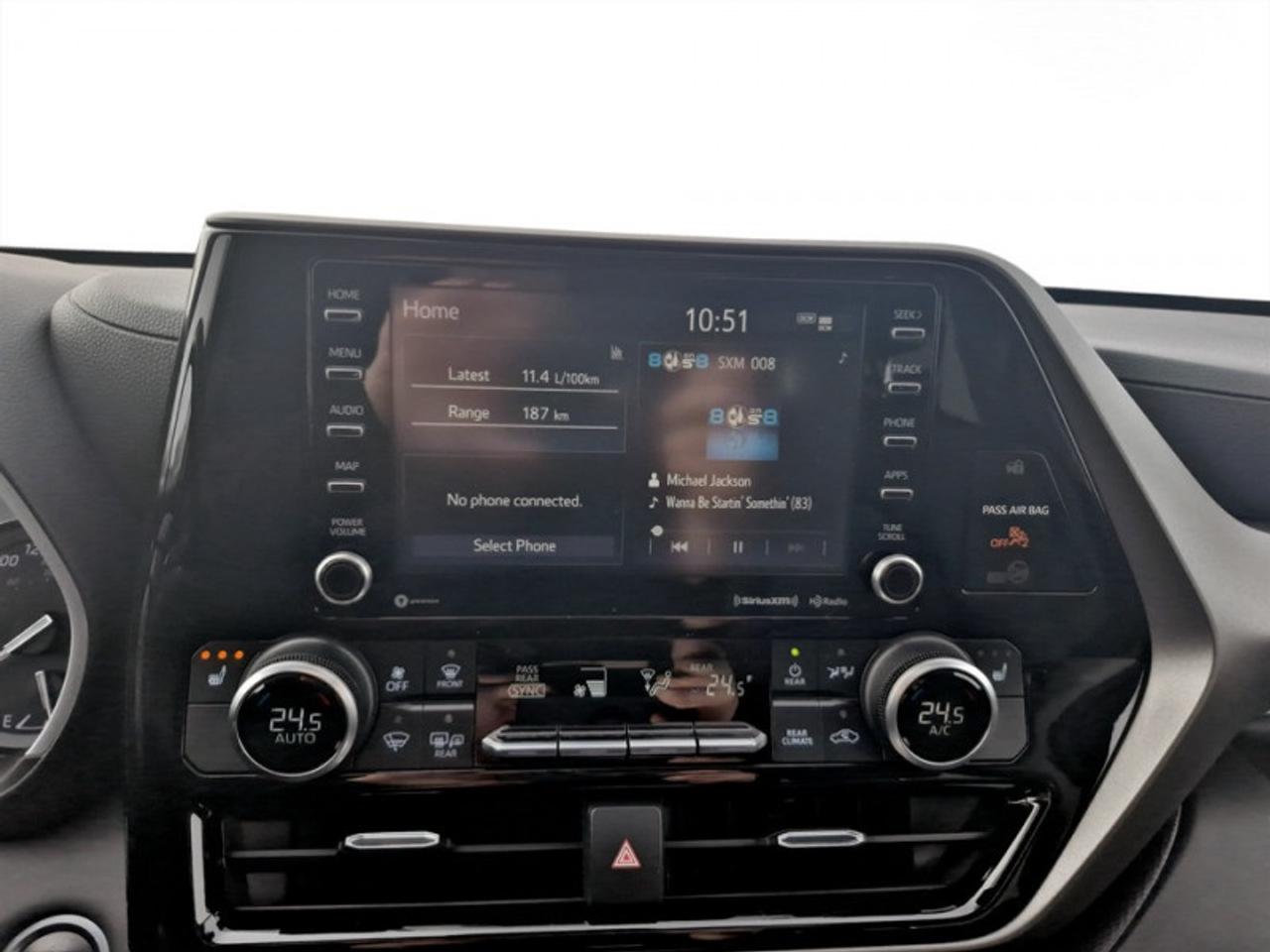 2021 Toyota Highlander XLE Photo