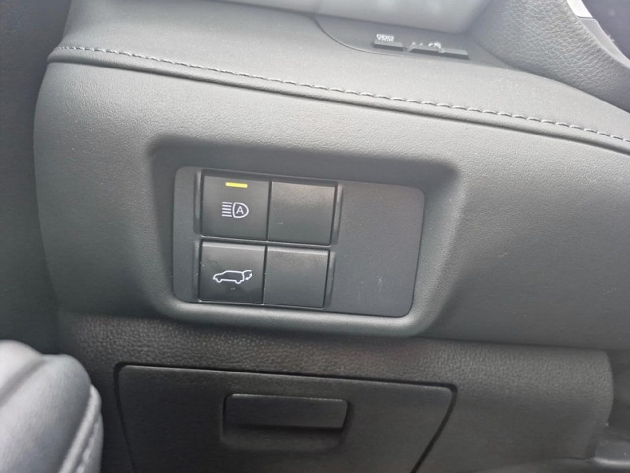 2021 Toyota Highlander XLE Photo