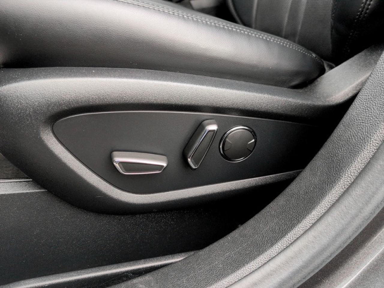 2020 Lincoln Nautilus Reserve V6  **2.7L GTDI V6 - 201A** Photo