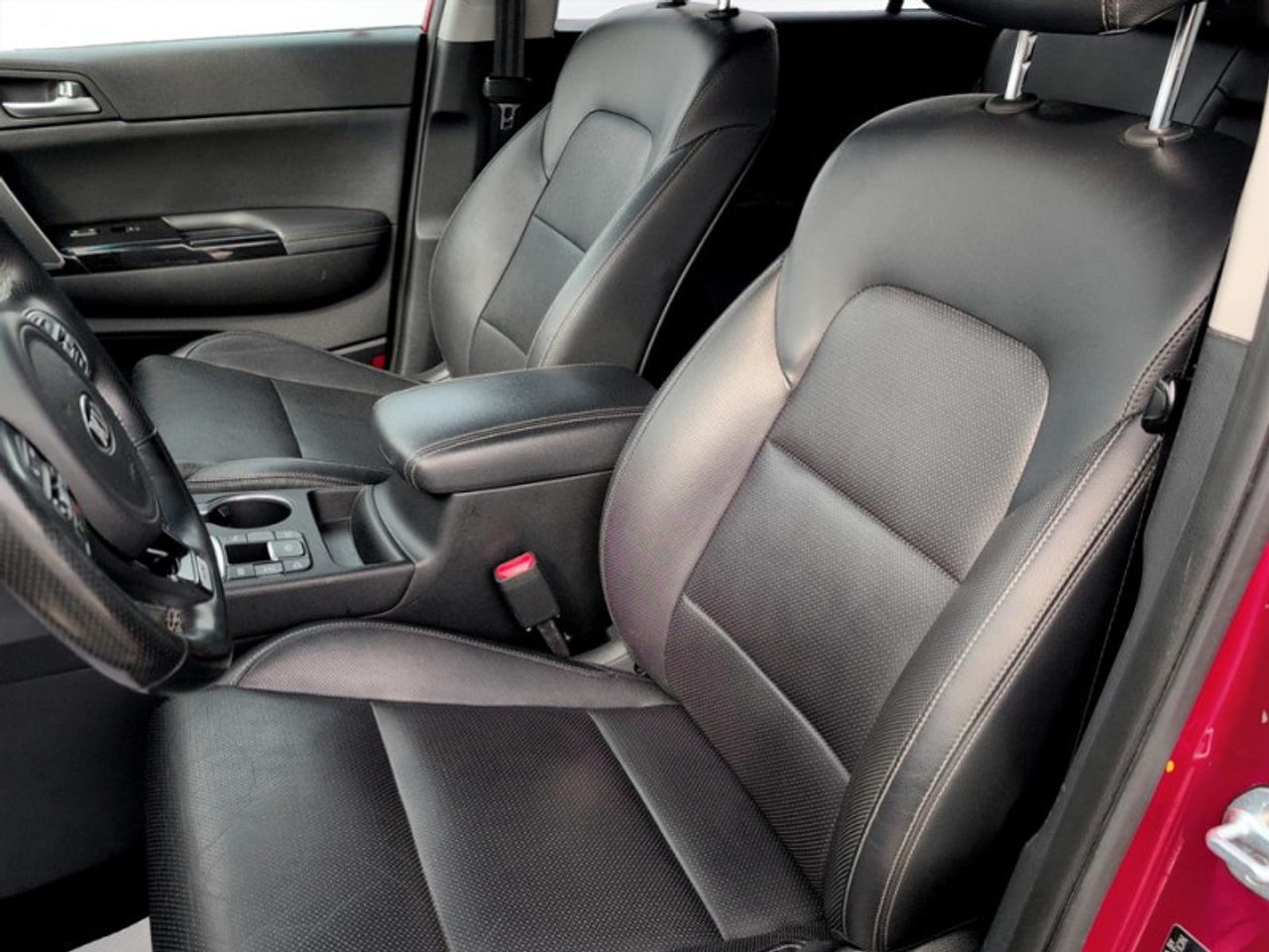 2018 Kia Sportage SX Turbo (AWD)  **LOW KMS - NO ACCIDENTS** Photo