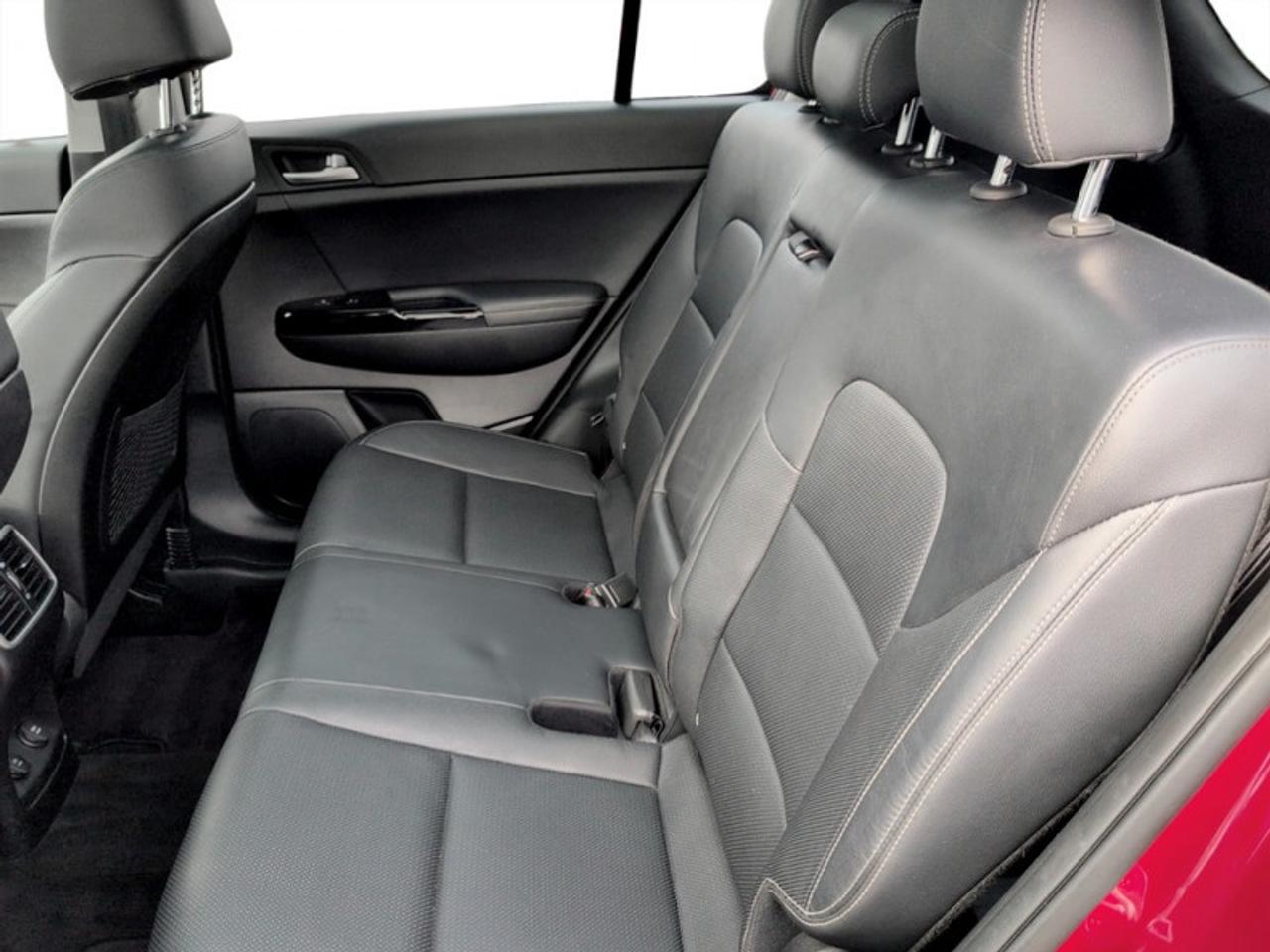 2018 Kia Sportage SX Turbo (AWD)  **LOW KMS - NO ACCIDENTS** Photo