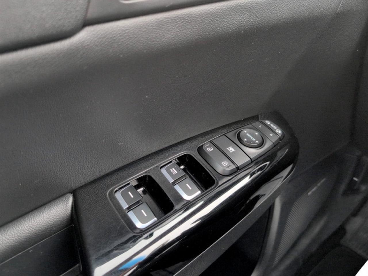 2018 Kia Sportage SX Turbo (AWD)  **LOW KMS - NO ACCIDENTS** Photo