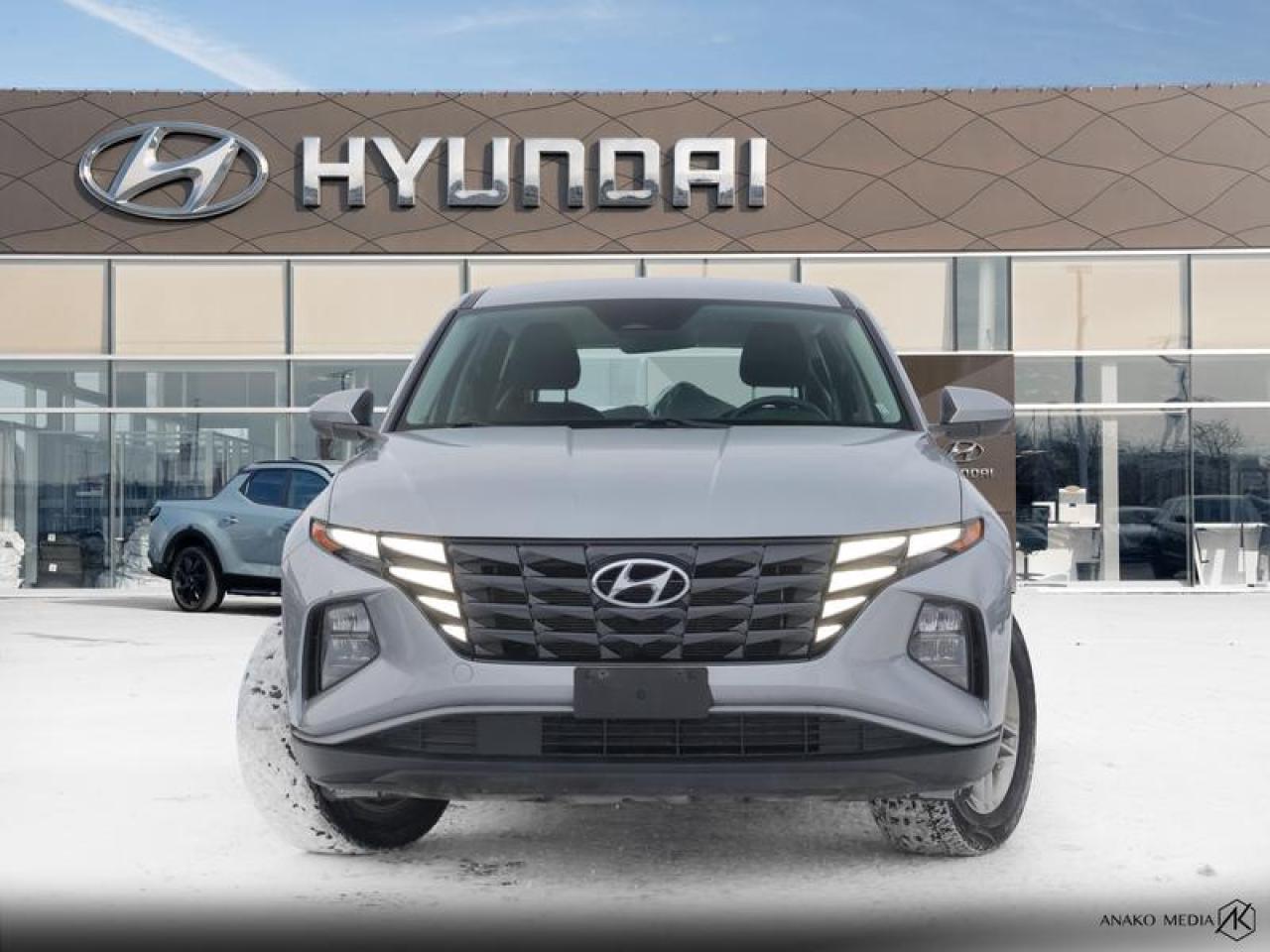 2022 Hyundai Tucson Essential AWD  - Heated Seats Photo