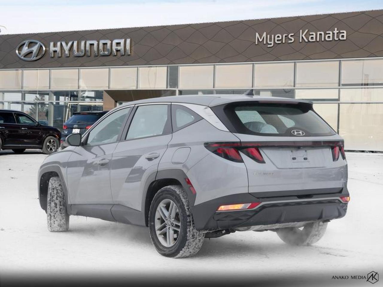 2022 Hyundai Tucson Essential AWD  - Heated Seats Photo