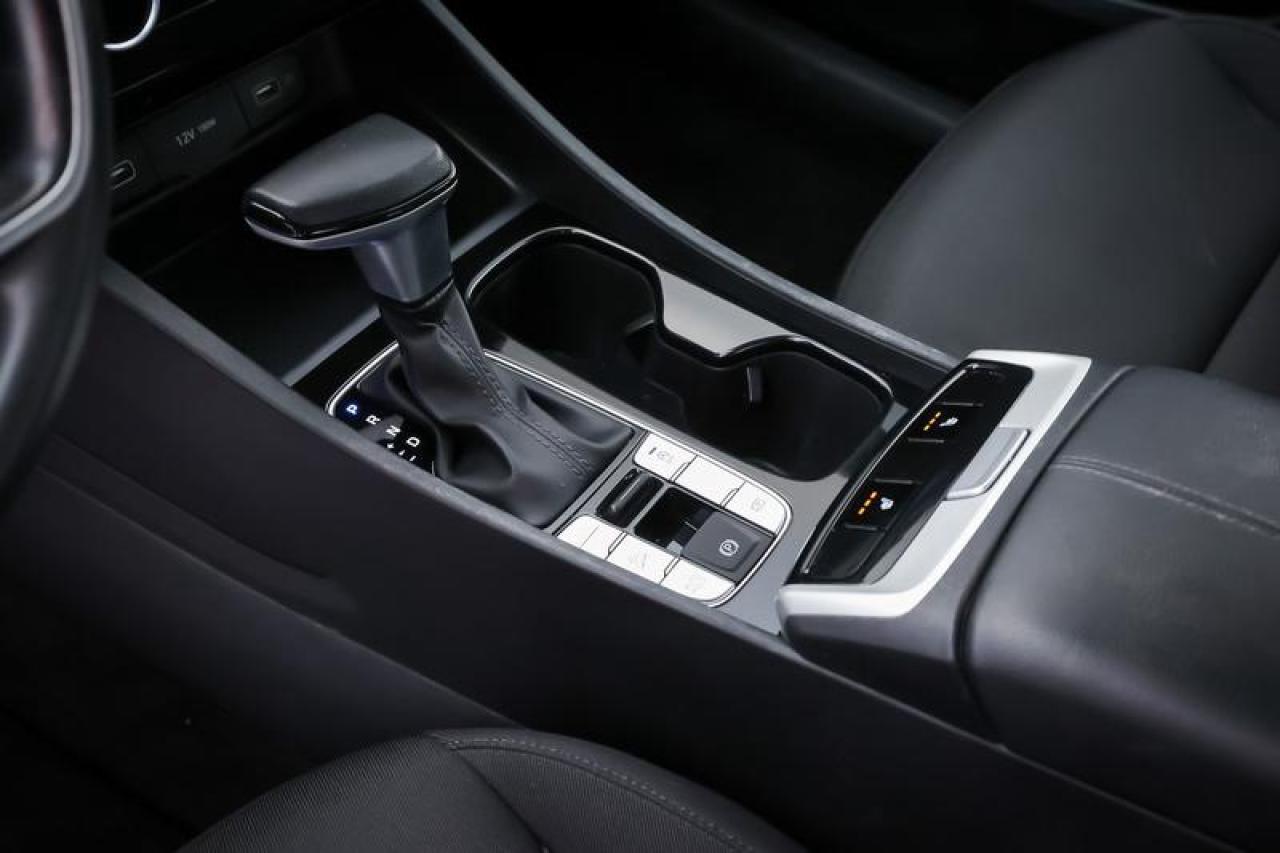 2022 Hyundai Tucson Essential AWD  - Heated Seats Photo
