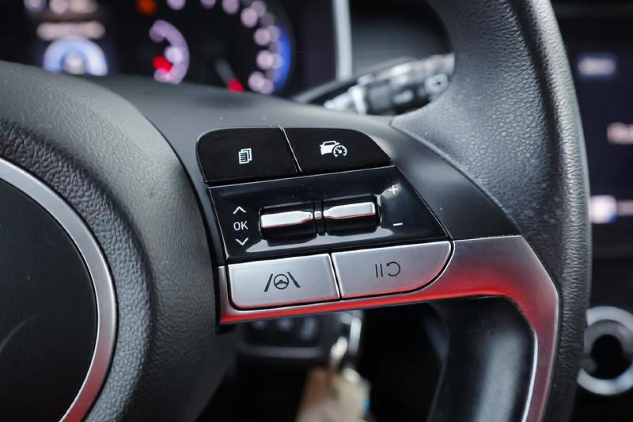 2022 Hyundai Tucson Essential AWD  - Heated Seats Photo