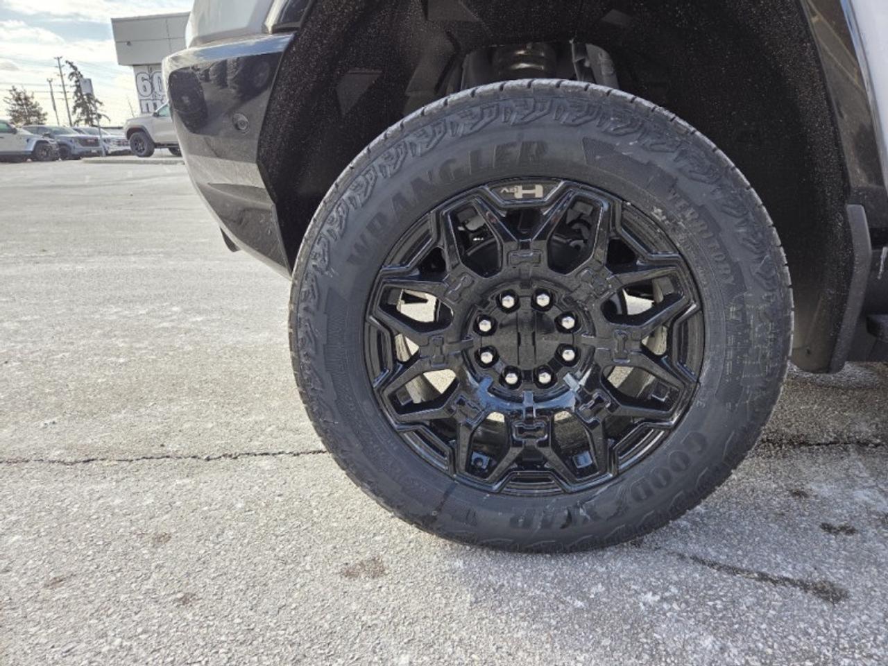 2026 GMC HUMMER EV Pickup 3X  - Infinity Roof Photo