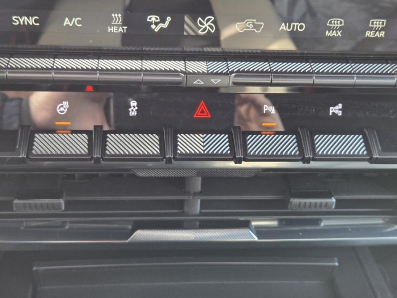 2026 GMC HUMMER EV Pickup 3X  - Infinity Roof Photo