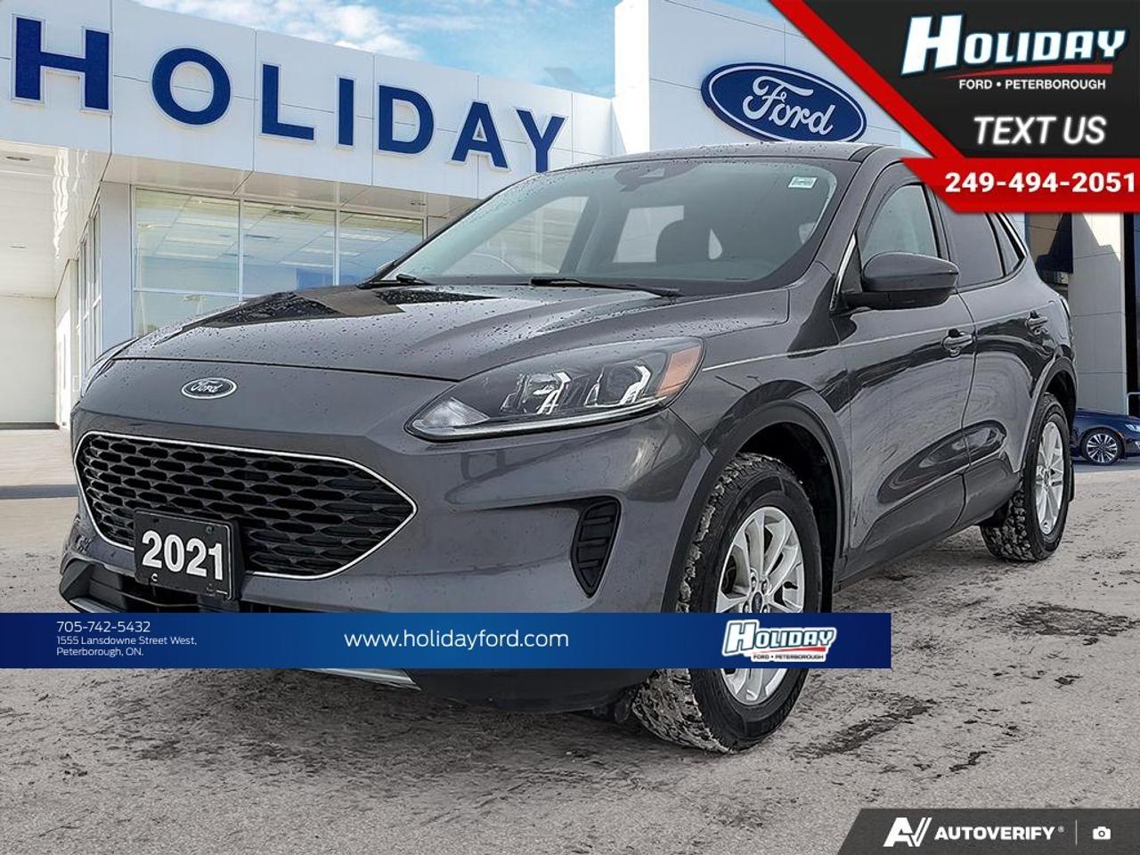 2021 Ford Escape SE Photo