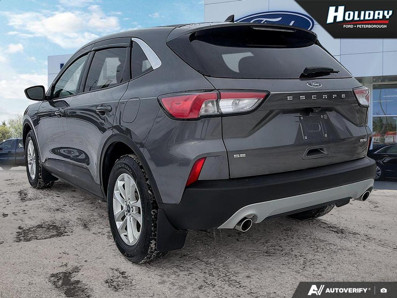 2021 Ford Escape SE Photo3
