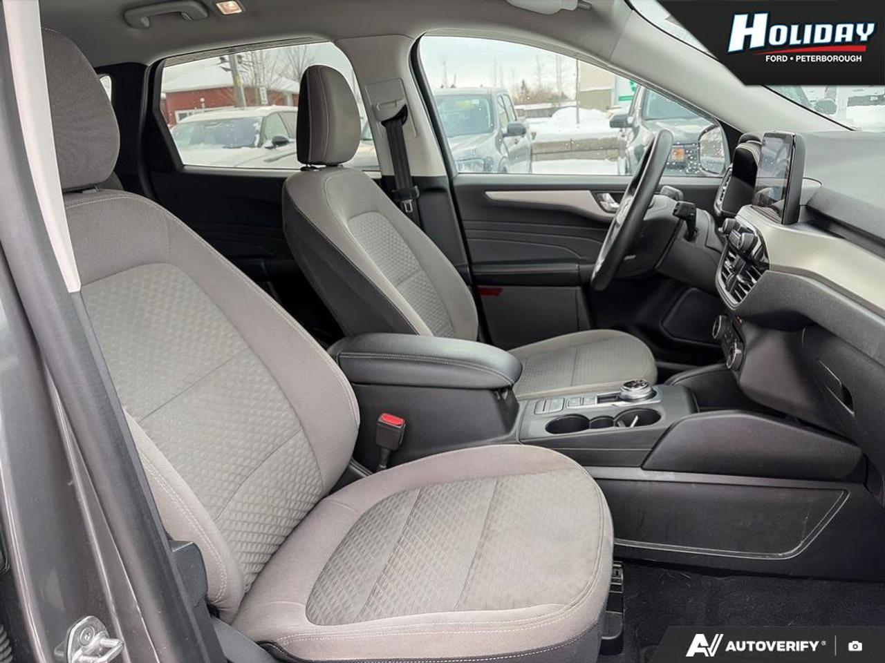 2021 Ford Escape SE Photo