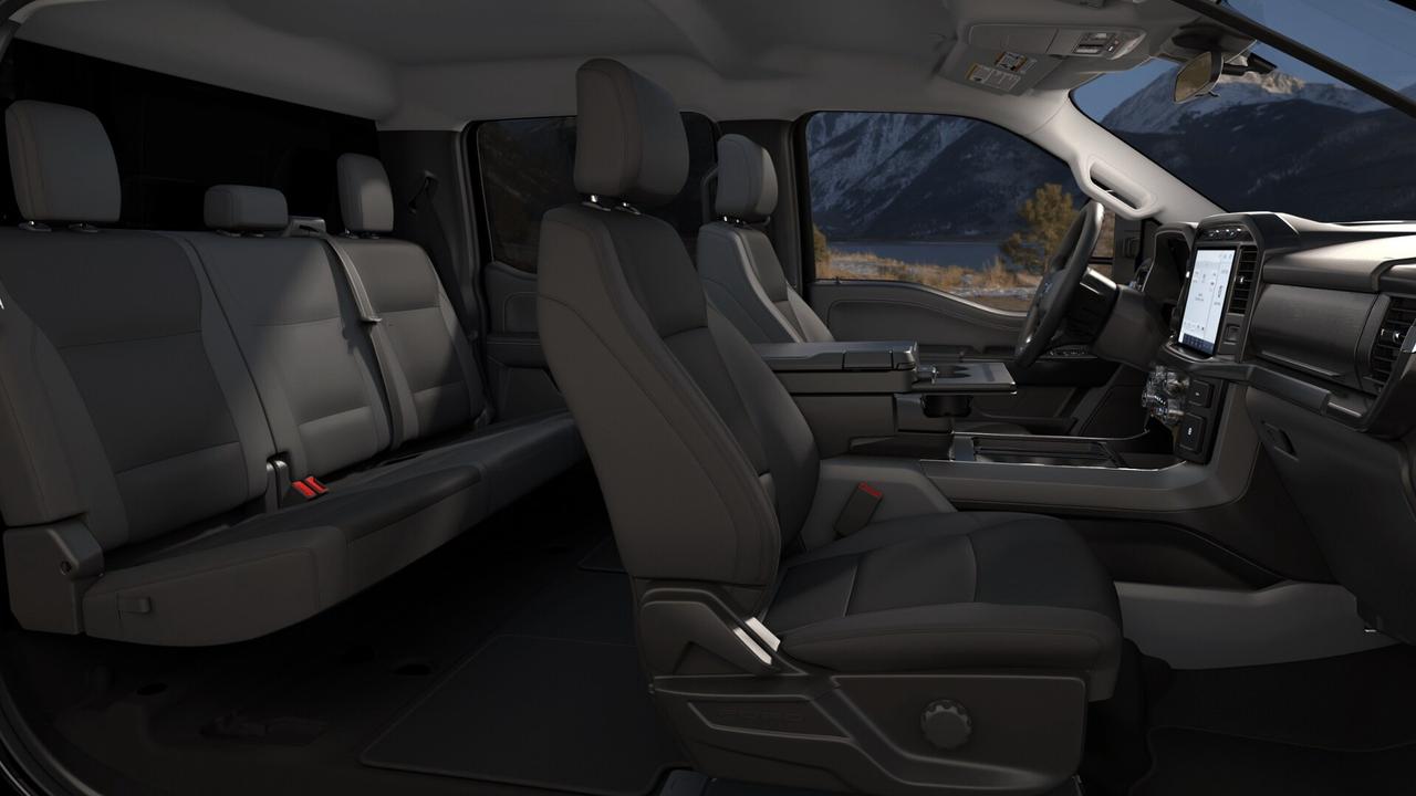 2021 Ford F-150 XLT Photo