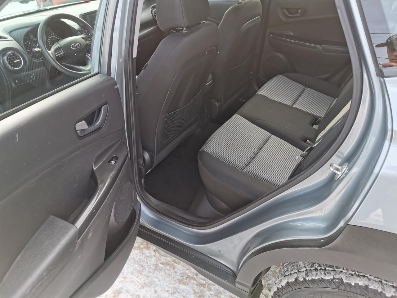 2020 Hyundai KONA SE Photo