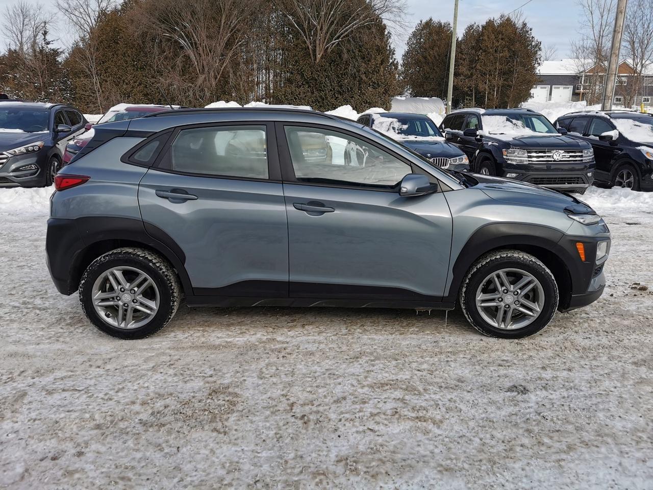 2020 Hyundai KONA SE Photo