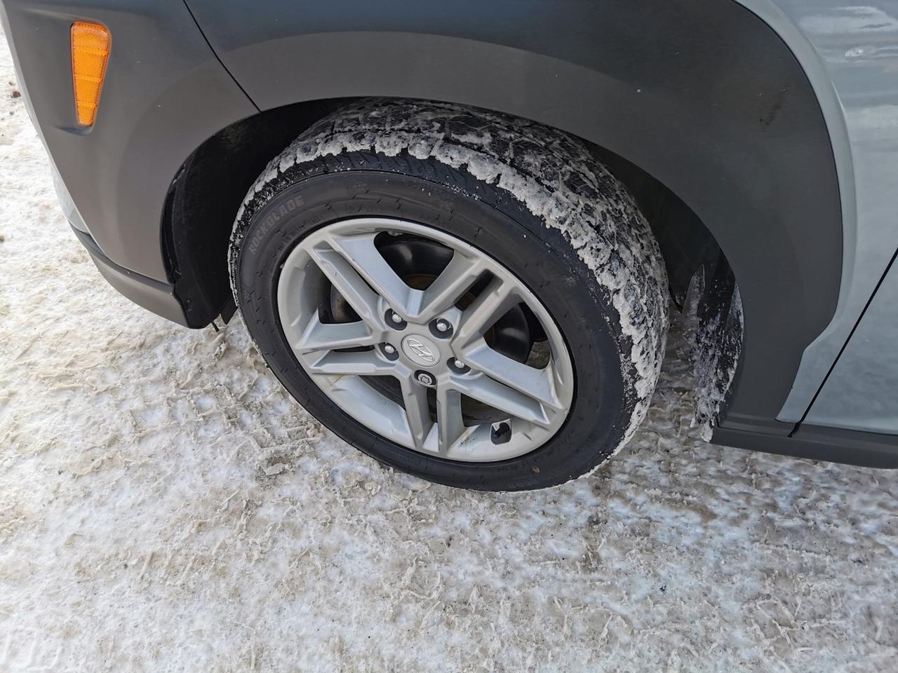 2020 Hyundai KONA SE Photo