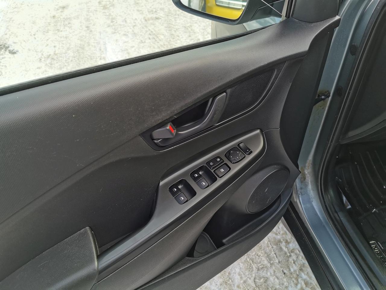 2020 Hyundai KONA SE Photo