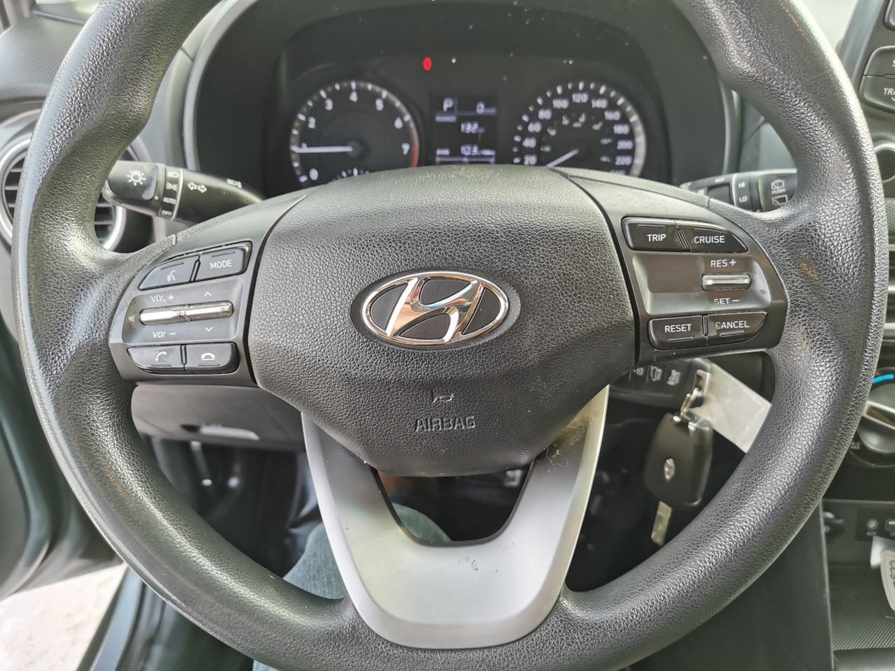 2020 Hyundai KONA SE Photo