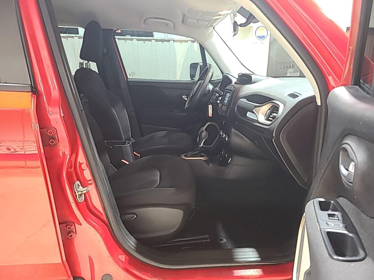 2015 Jeep Renegade Sport Photo