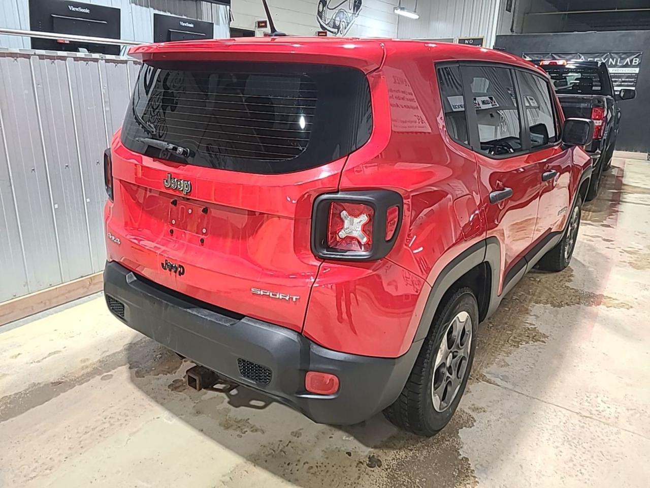 2015 Jeep Renegade Sport Photo