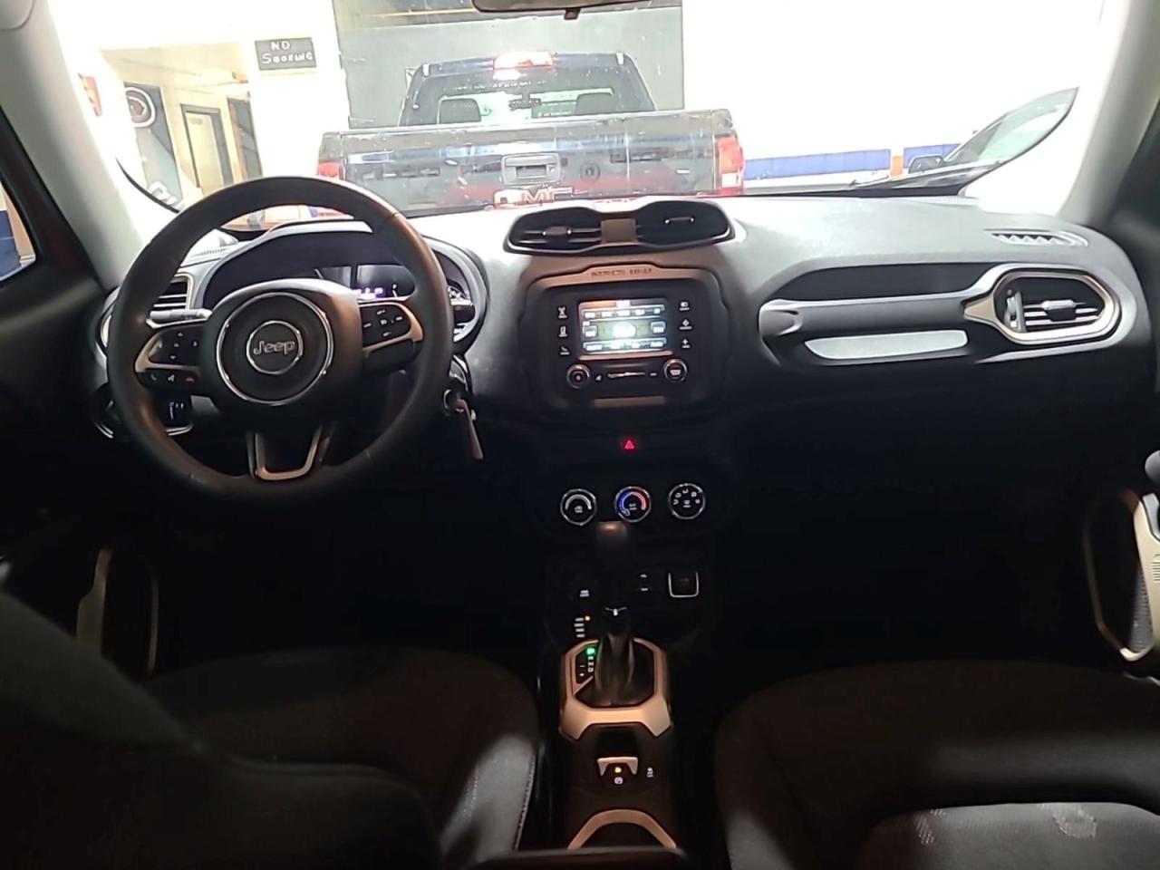2015 Jeep Renegade Sport Photo