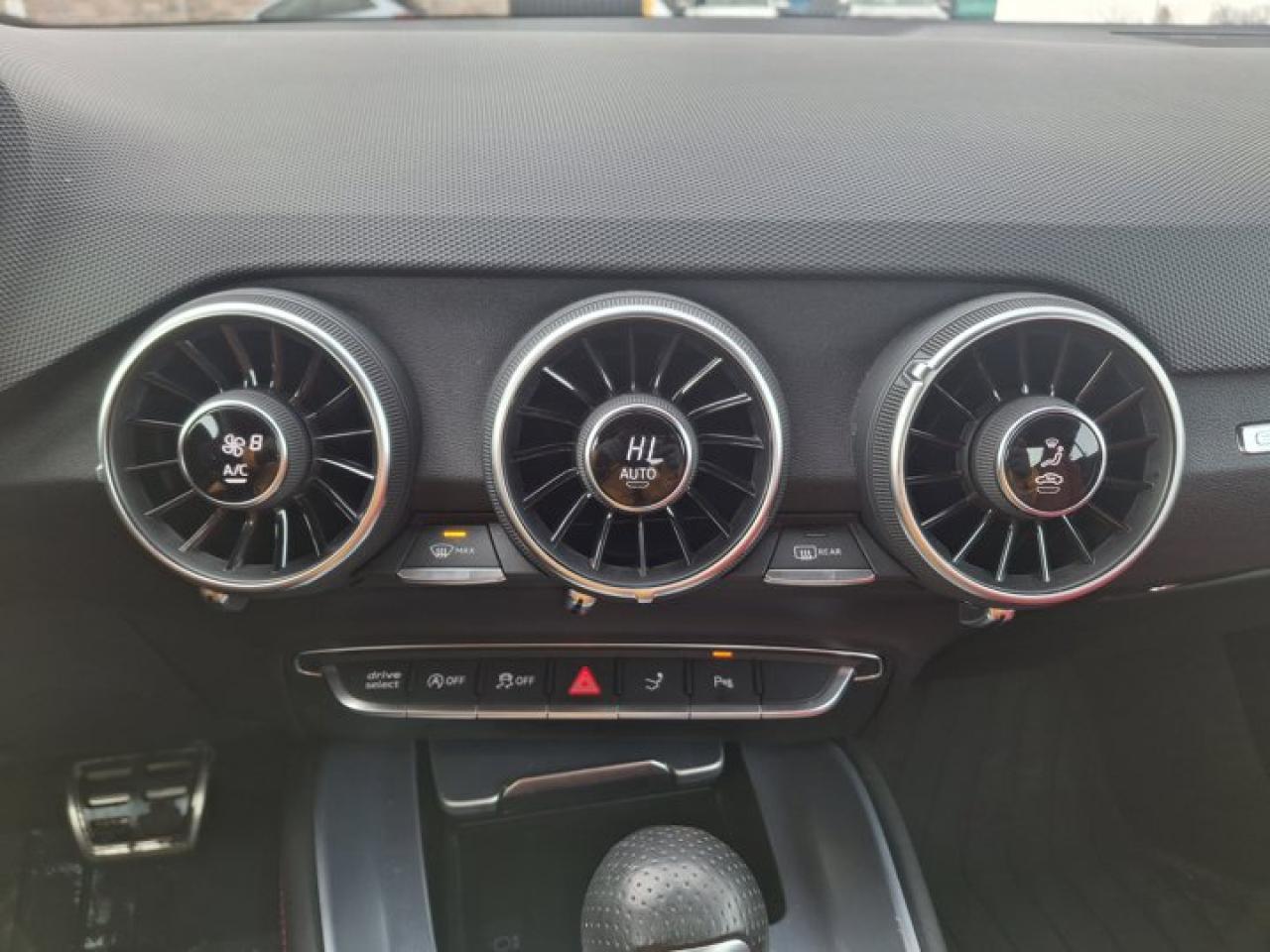 2020 Audi TTS Coupe Quattro | S-Line | Nav | Leather | Heated Seats | Rear Camera | Alloy Wheels | and More ! Photo