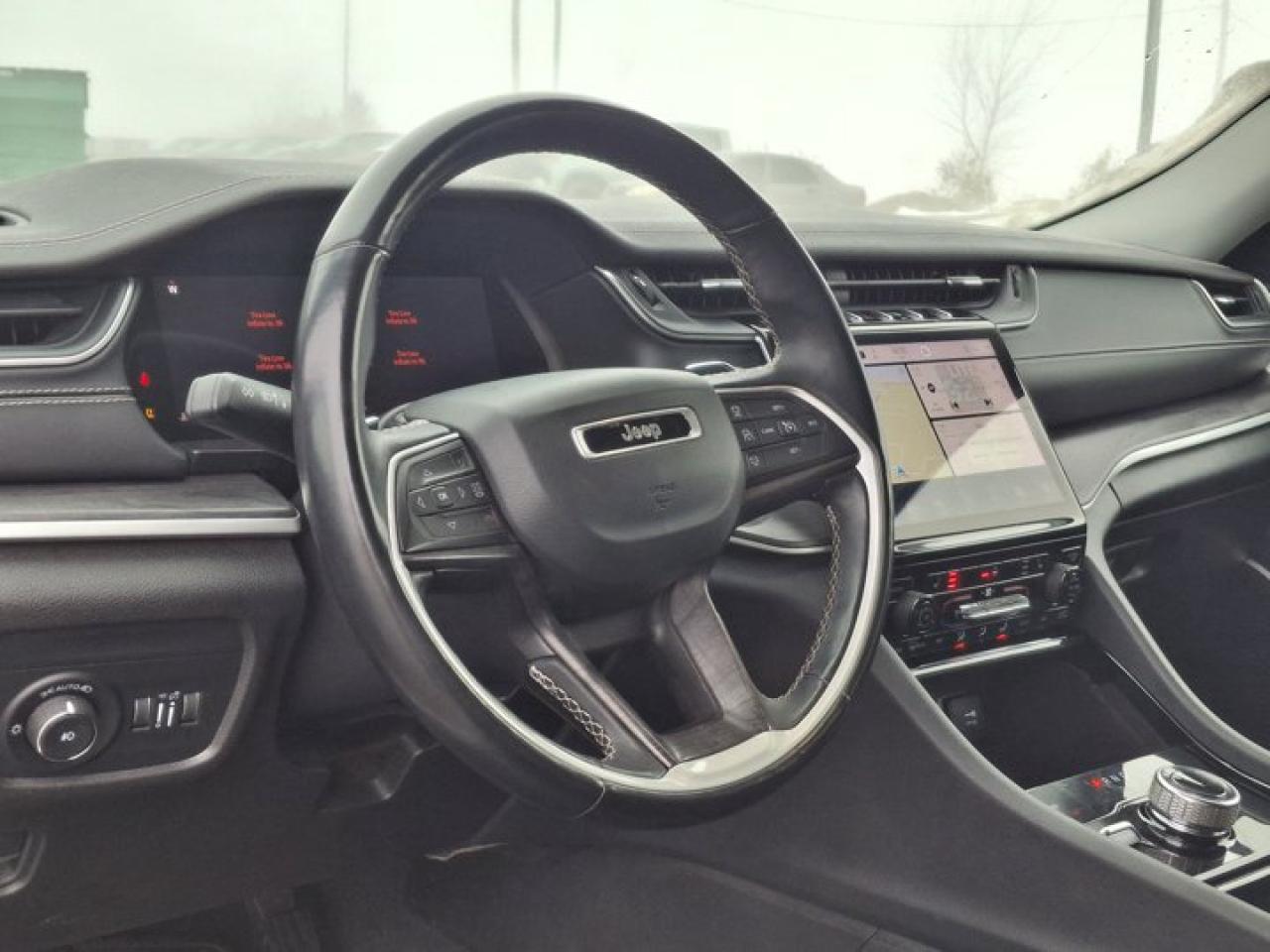 2021 Jeep Grand Cherokee L Limited 4x4 |Fam Cam | Pano Roof | Leather | Heated Steering + Seats | Captain Seats | and More ! Photo