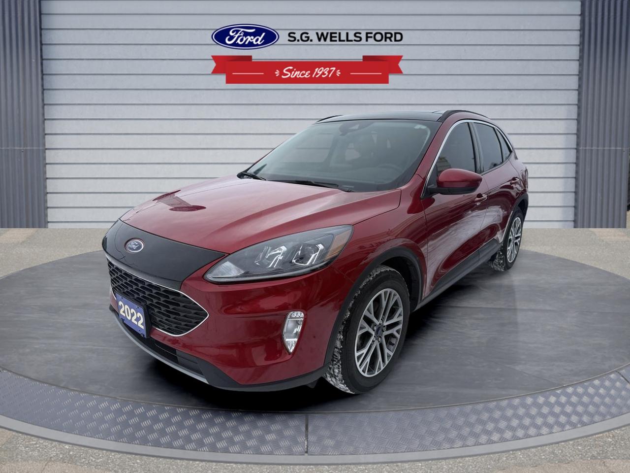 2022 Ford Escape SEL Photo0