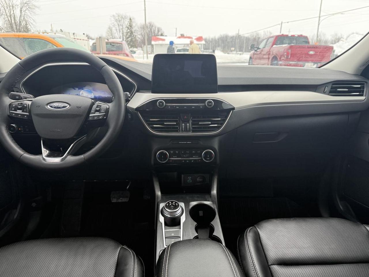 2022 Ford Escape SEL Photo