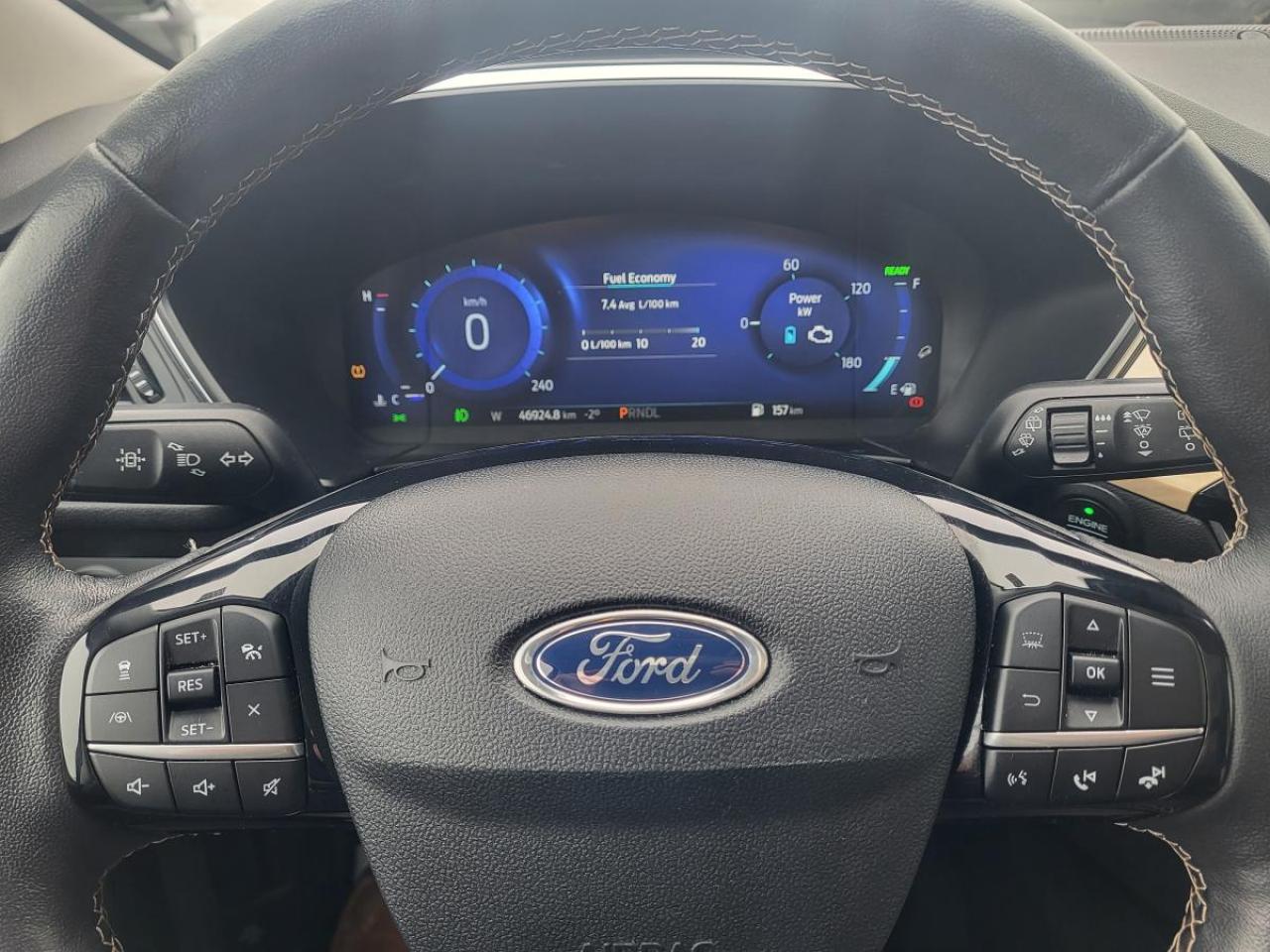 2022 Ford Escape Hybrid TITANIUM AWD Photo3