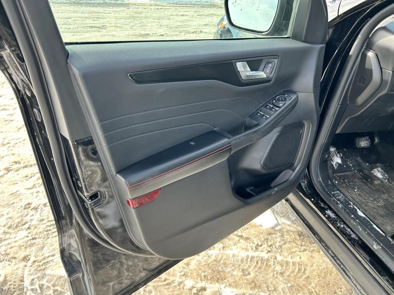 2022 Ford Escape SEL Photo