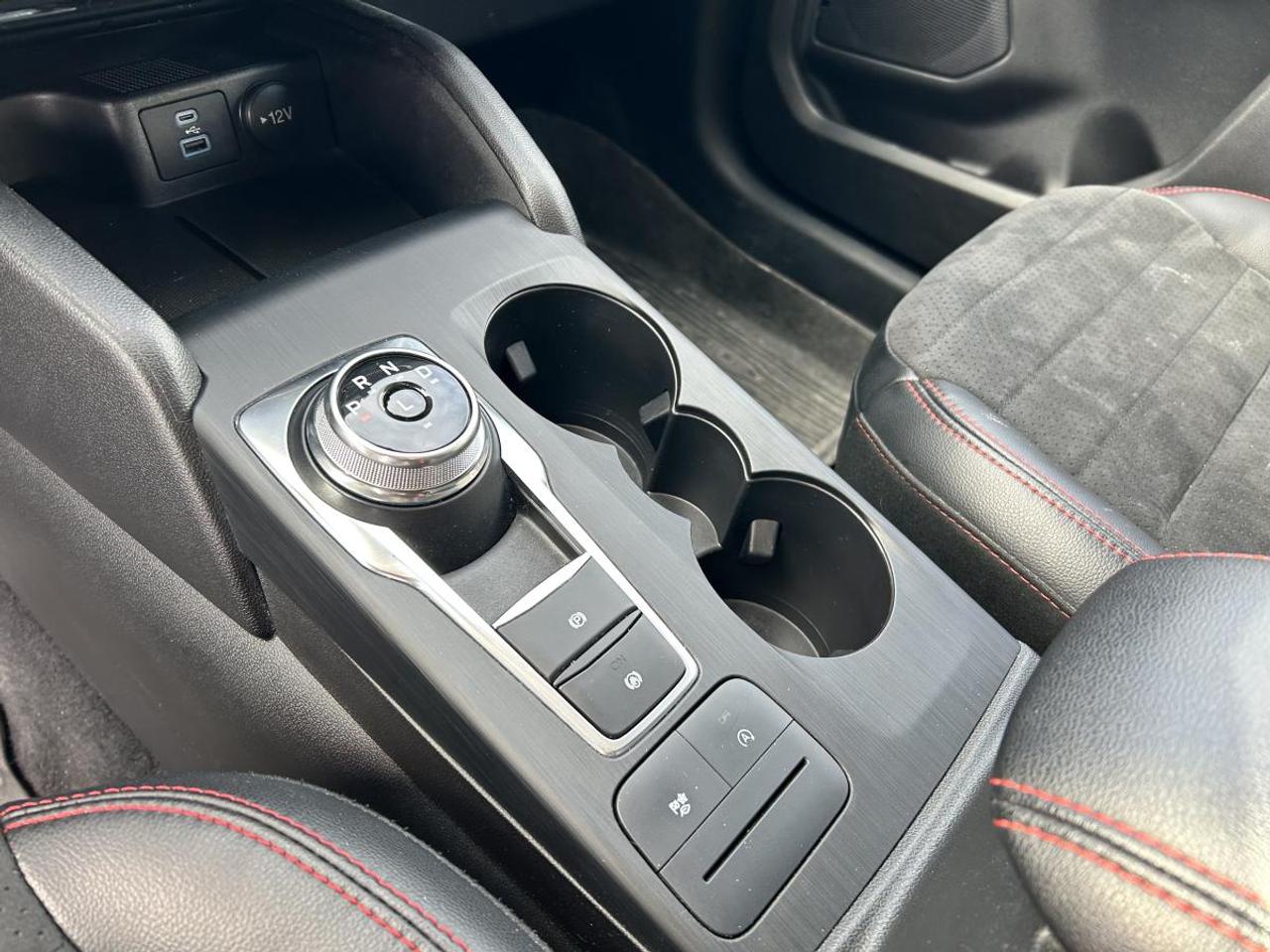 2022 Ford Escape SEL Photo